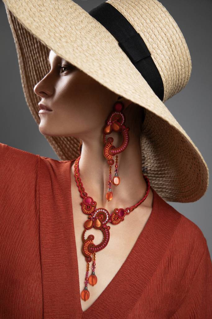 דורי צ'נגרי - אישה מרשימה ומעצבת תכשיטים מקורית